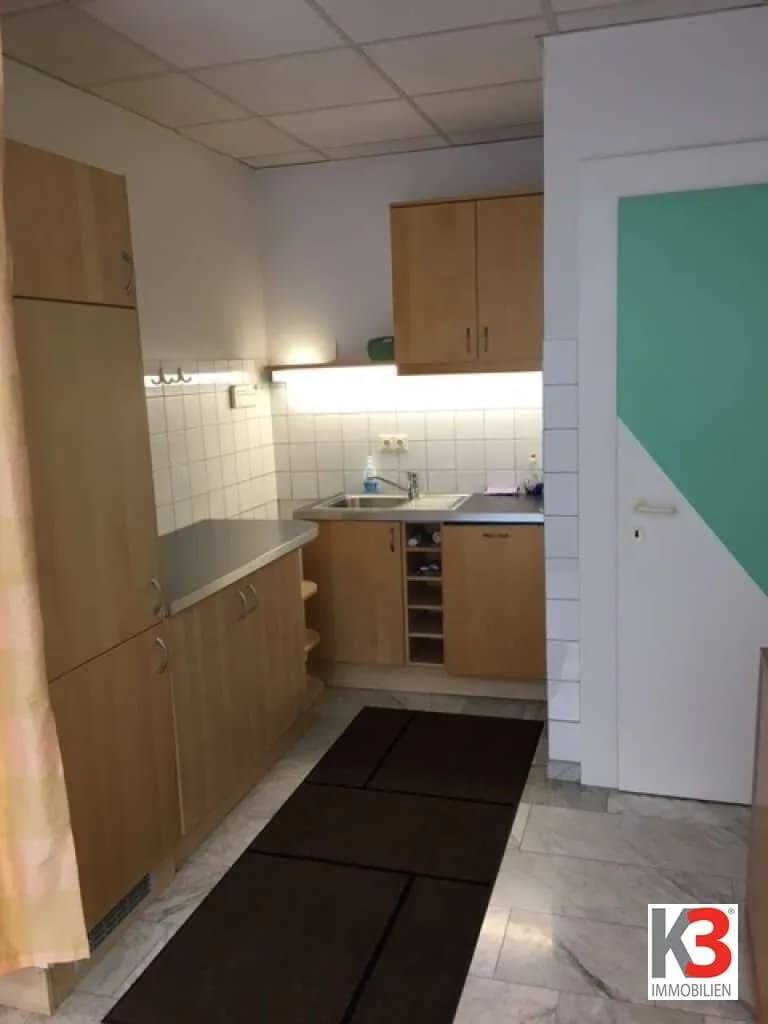 2-Zimmer-Gewerbeimmobilie mieten in Salzburg Stadt – 90 m², € 1.500 – Bild 11 von 11