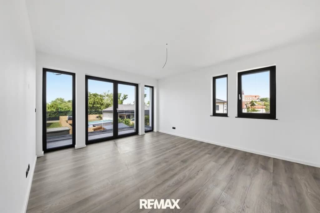 8-Zimmer-Haus kaufen in Hollabrunn – 326 m², € 835.000 – Bild 8 von 20