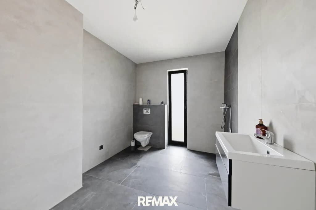 8-Zimmer-Haus kaufen in Hollabrunn – 326 m², € 835.000 – Bild 10 von 20