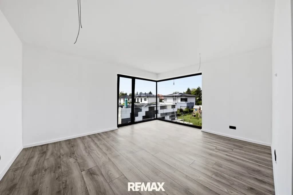 8-Zimmer-Haus kaufen in Hollabrunn – 326 m², € 835.000 – Bild 11 von 20