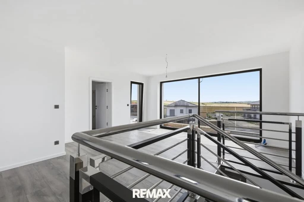 8-Zimmer-Haus kaufen in Hollabrunn – 326 m², € 835.000 – Bild 15 von 20