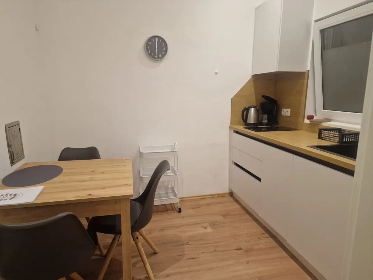 1-Zimmer-Wohnung mieten in Wien – 32 m², € 890 – Bild 2 von 5