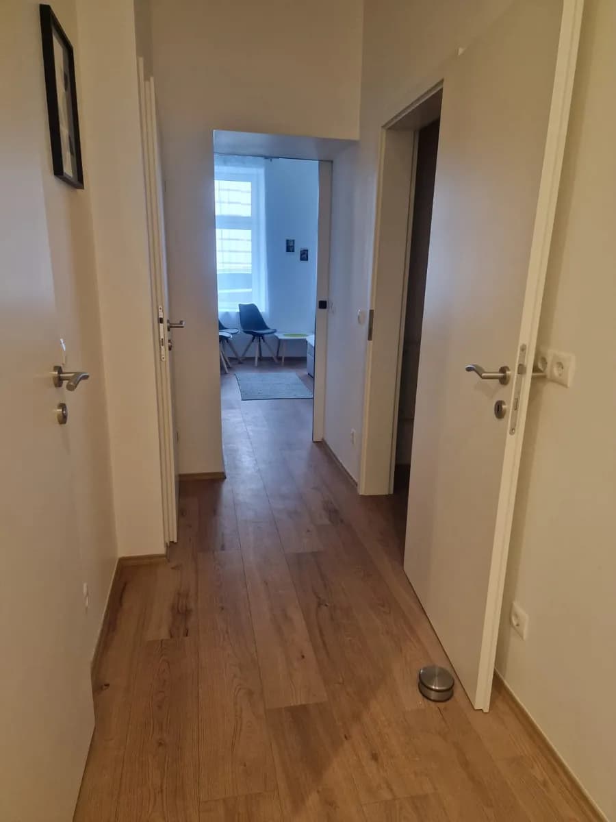1-Zimmer-Wohnung mieten in Wien – 32 m², € 890 – Bild 3 von 5