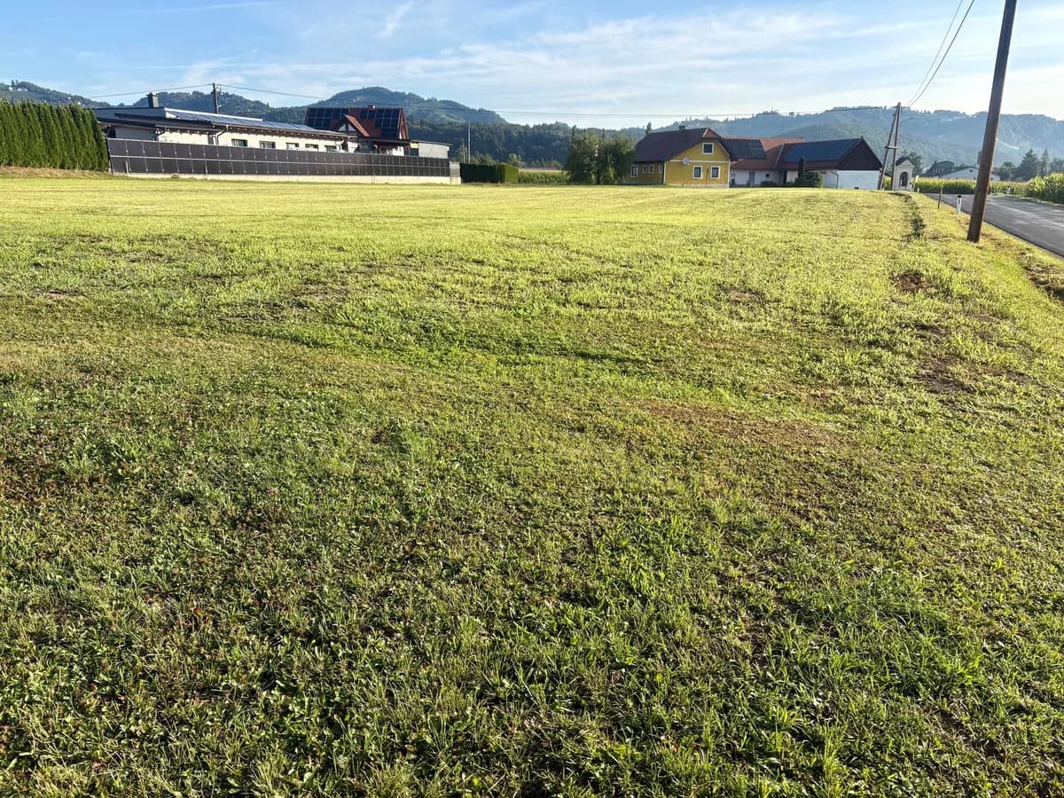 Grundstück kaufen in Leibnitz – 999 m², € 65.000 – Bild 2 von 3