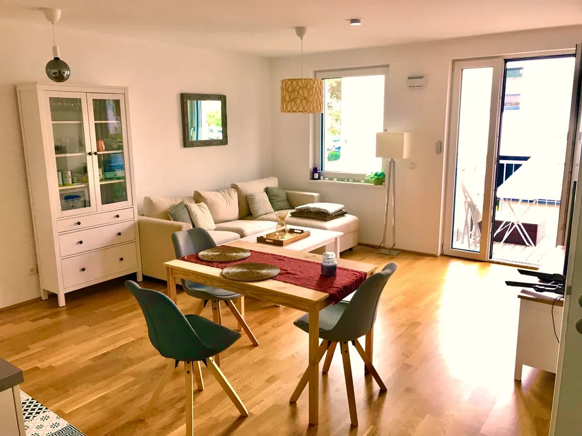Wohnung mieten in Innsbruck – 44 m², € 1.320 – Bild 2 von 5