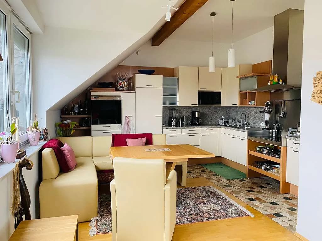 3-Zimmer-Wohnung mieten in Klagenfurt – 130 m², € 1.580 – Bild 2 von 15