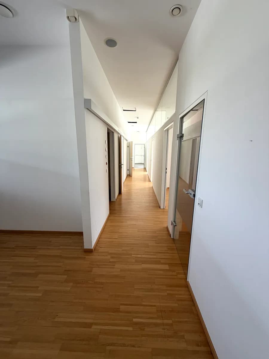 6-Zimmer-Gewerbeimmobilie mieten in Graz-Umgebung – 168 m², € 1.904 – Bild 7 von 19