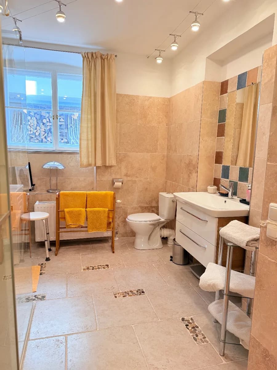 9-Zimmer-Wohnung kaufen in Gmunden – 220 m², € 1.485.000 – Bild 45 von 53