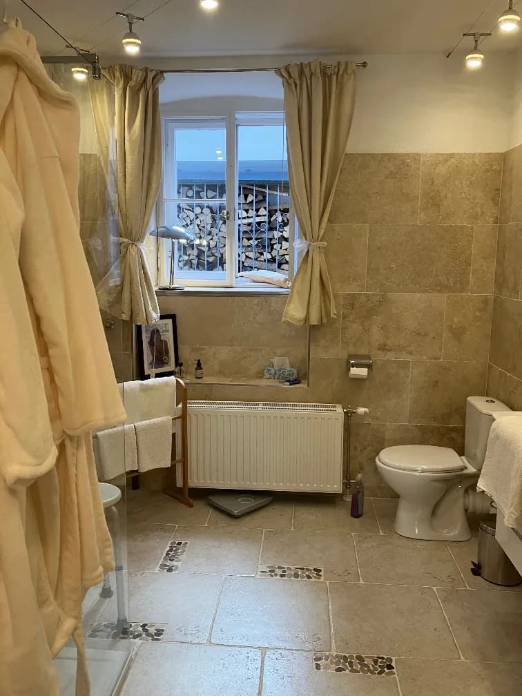 9-Zimmer-Wohnung kaufen in Gmunden – 220 m², € 1.485.000 – Bild 49 von 53