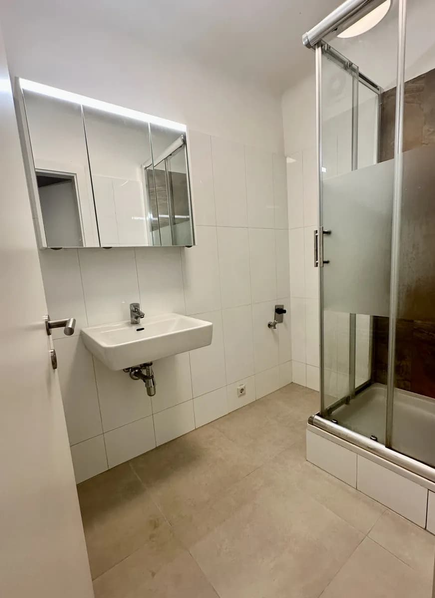 2-Zimmer-Wohnung mieten in Wien – 75 m², € 1.290 – Bild 11 von 16