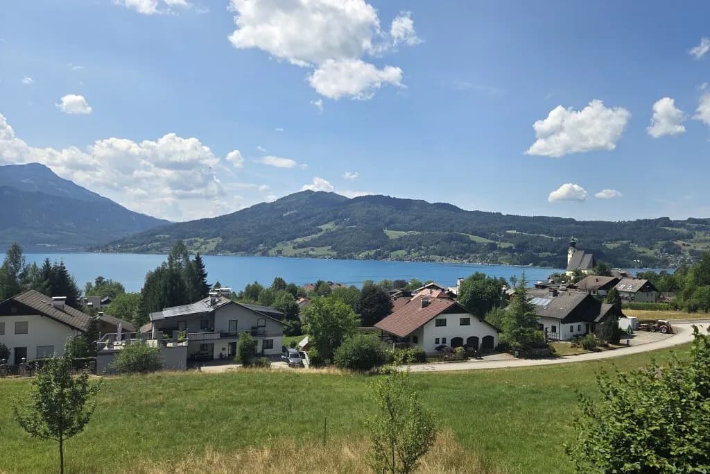 5-Zimmer-Haus mieten in Vöcklabruck – 123,05 m², € 1.728