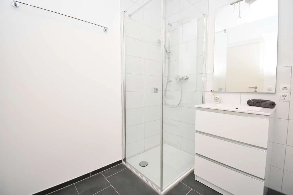 2-Zimmer-Gewerbeimmobilie mieten in Bregenz – 29 m², € 650 – Bild 10 von 19