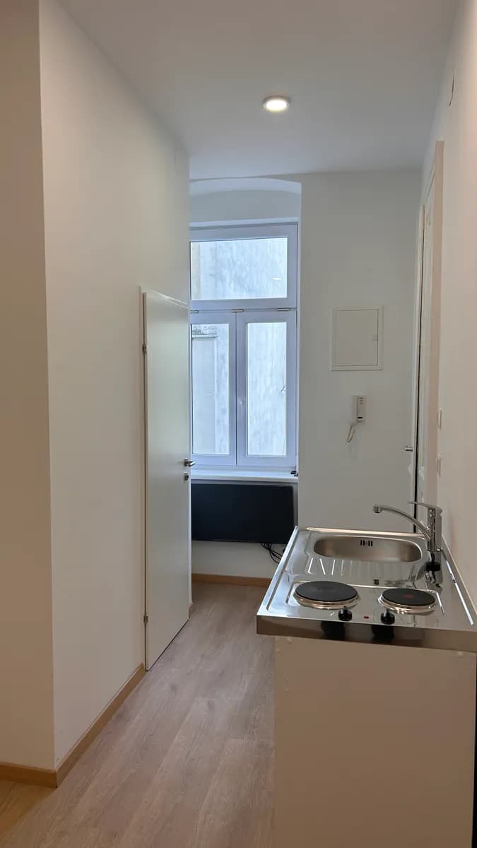 1-Zimmer-Gewerbeimmobilie mieten in Wien – 13 m², € 300