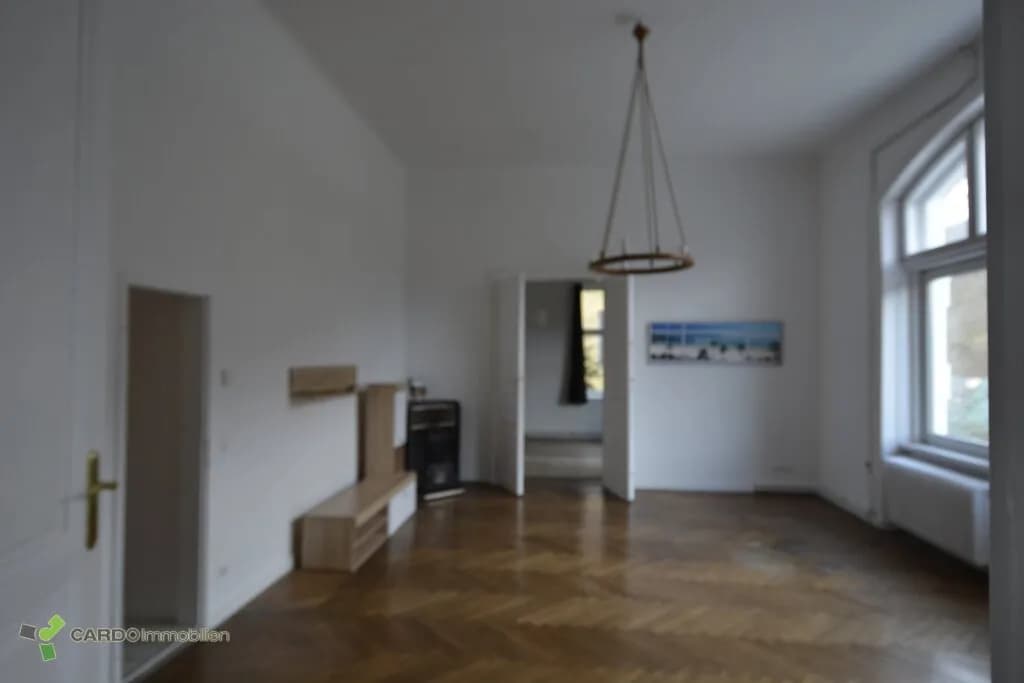 6-Zimmer-Haus kaufen in Mödling – 260 m², € 980.000 – Bild 1 von 32