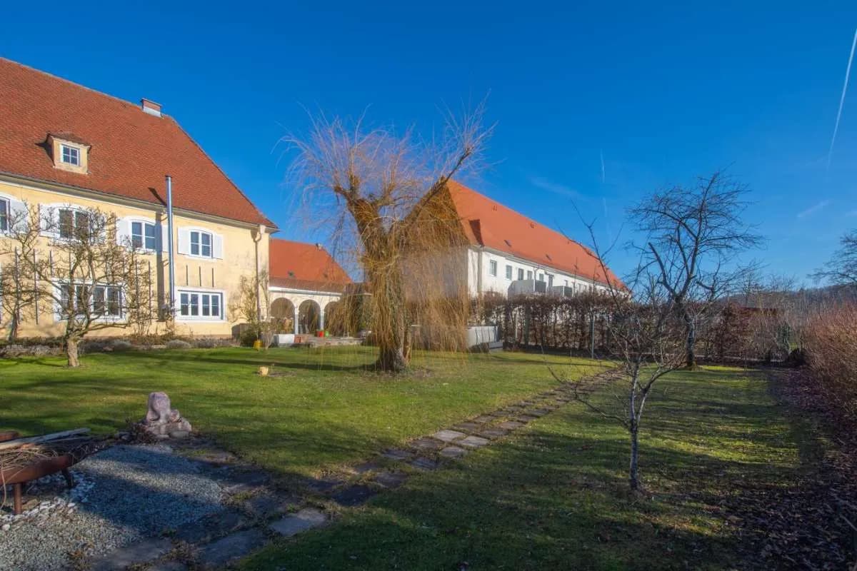 8-Zimmer-Haus kaufen in Steyr – 250 m², € 655.000 – Bild 4 von 25