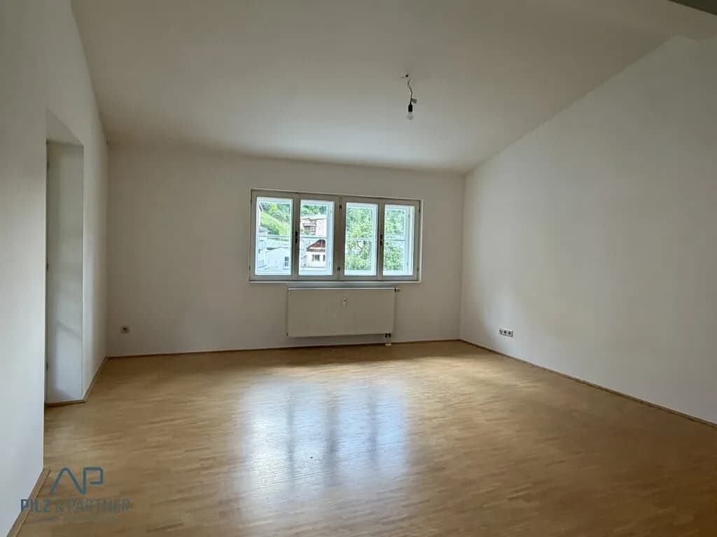 2-Zimmer-Wohnung mieten in Hallein – 53 m², € 899 – Bild 2 von 4