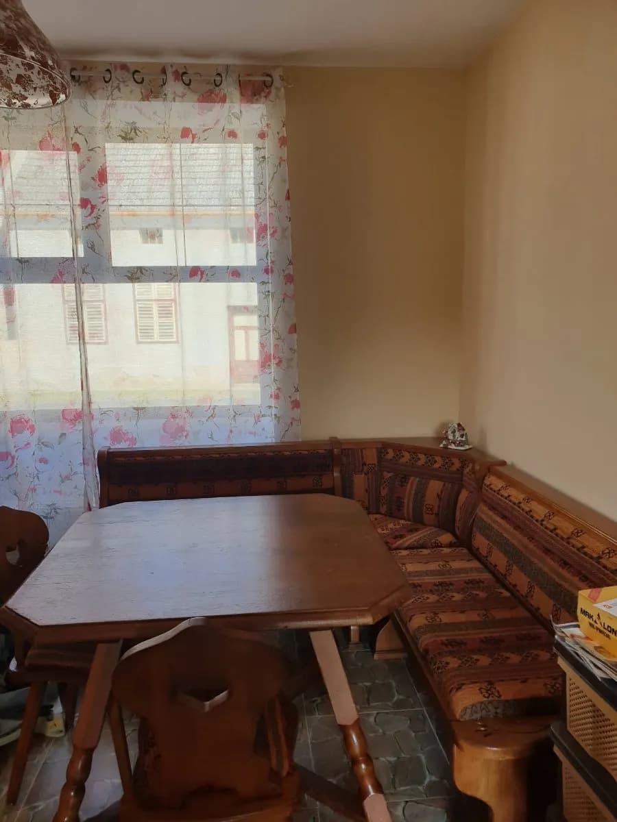 6-Zimmer-Haus mieten in Oberpullendorf – 150 m², € 900 – Bild 2 von 27