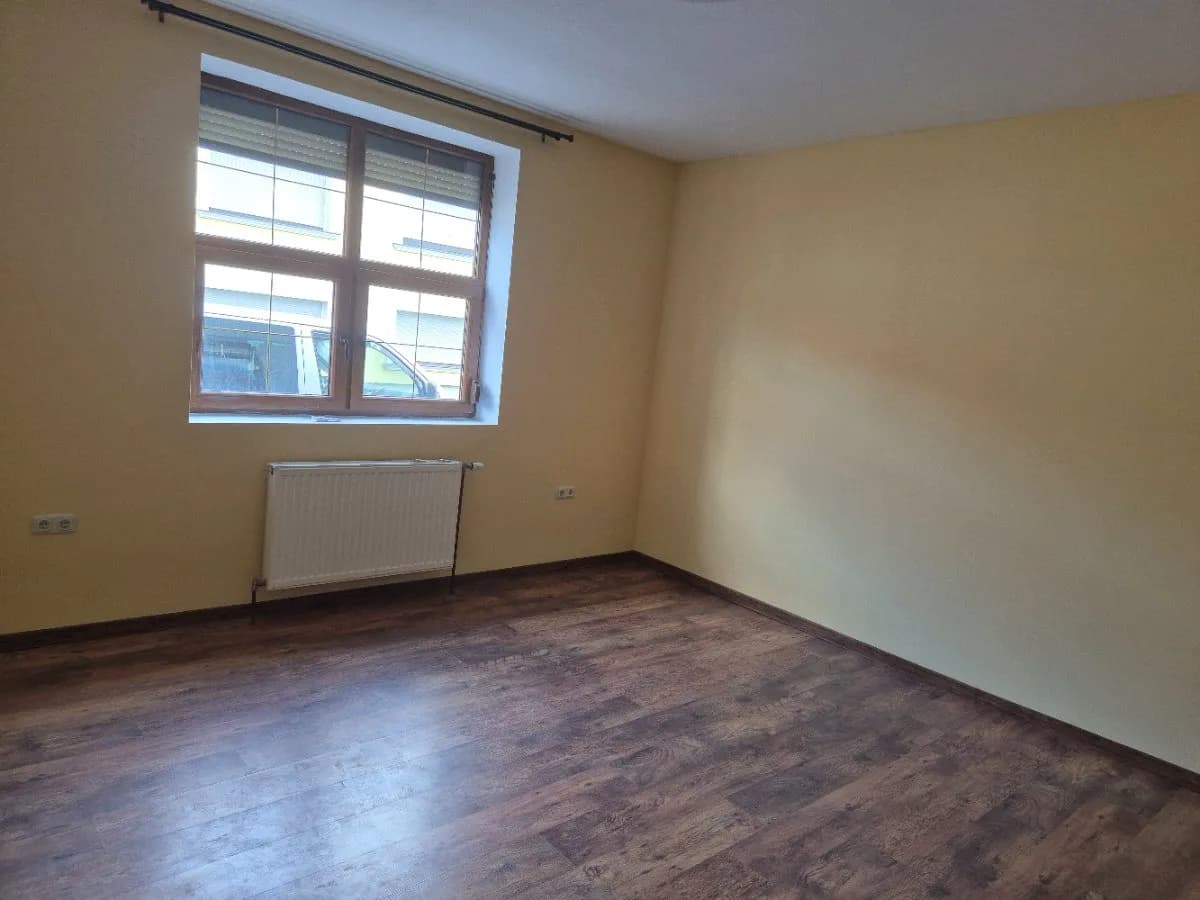 6-Zimmer-Haus mieten in Oberpullendorf – 150 m², € 900 – Bild 4 von 27