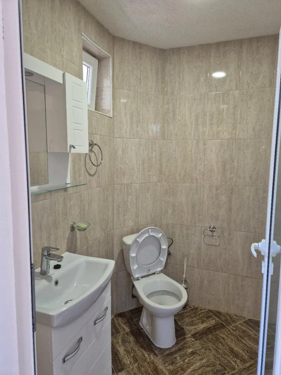 6-Zimmer-Haus mieten in Oberpullendorf – 150 m², € 900 – Bild 7 von 27