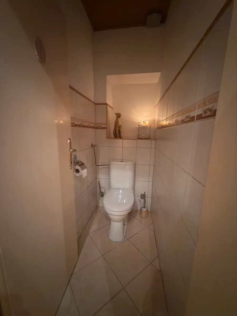 4-Zimmer-Wohnung mieten in Baden – 130 m², € 1.700 – Bild 16 von 17
