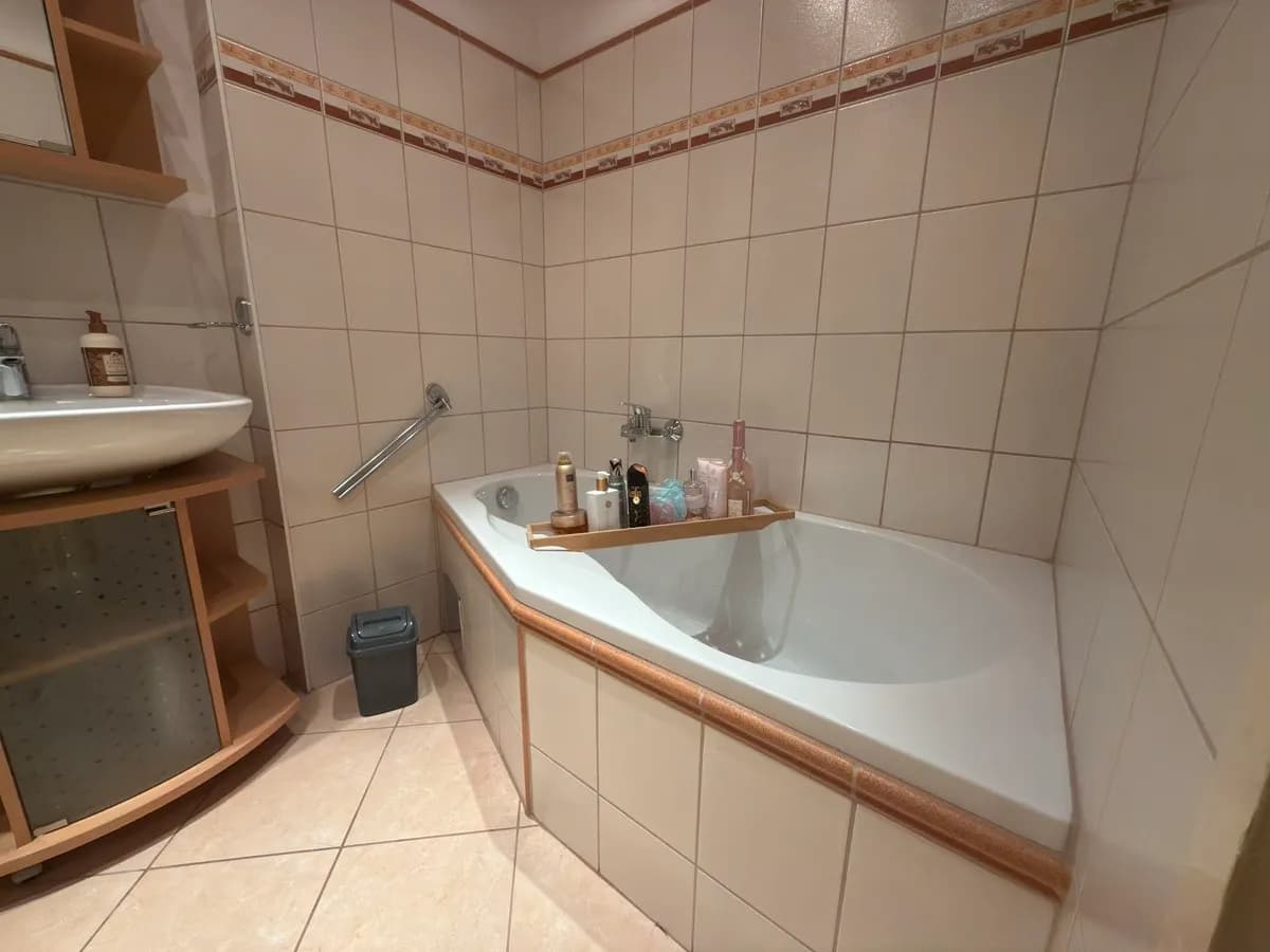 4-Zimmer-Haus mieten in Baden – 130 m², € 1.700 – Bild 14 von 17