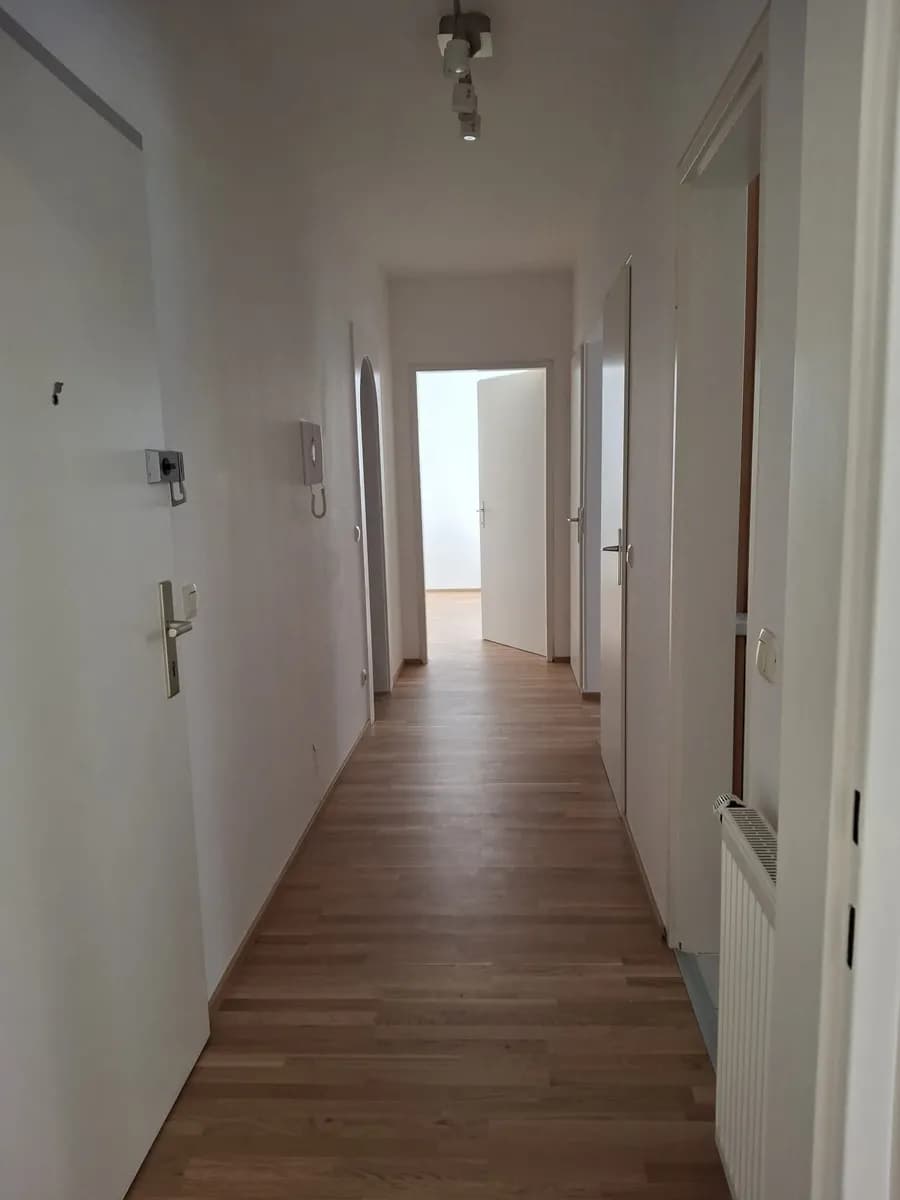 3-Zimmer-Wohnung mieten in Linz – 67 m², € 980 – Bild 3 von 8