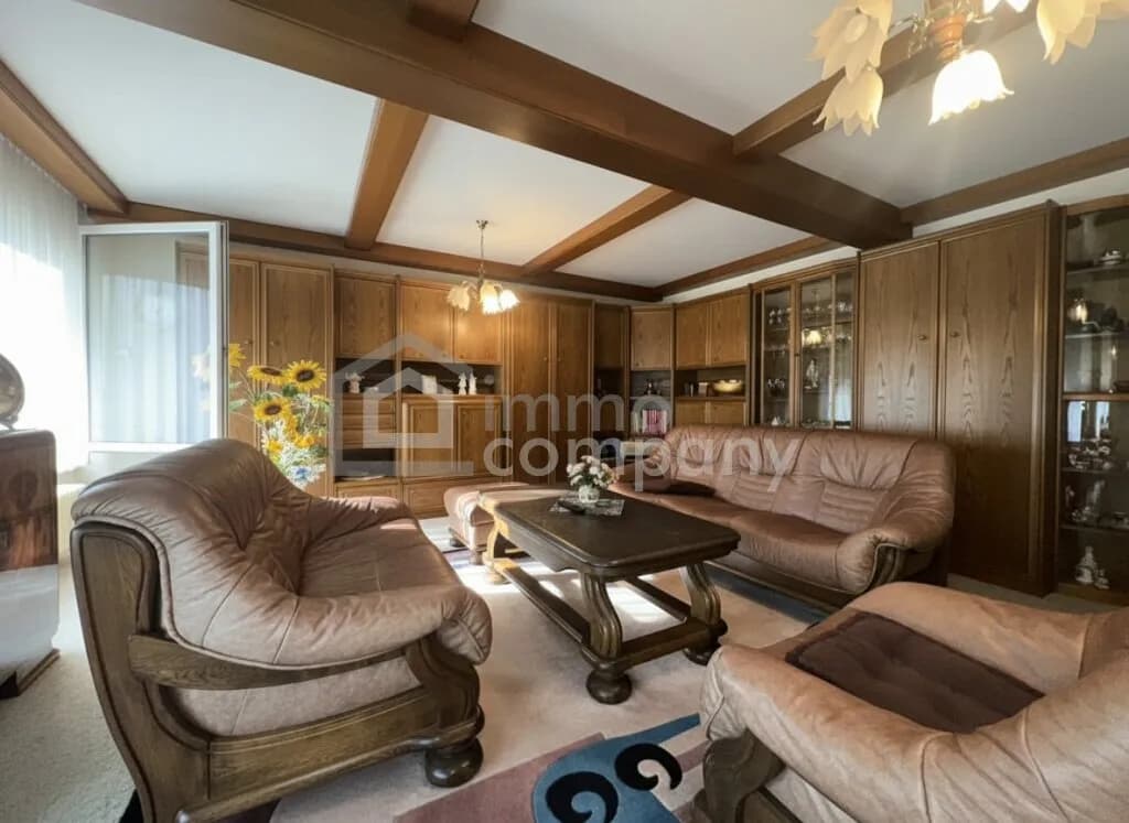 7-Zimmer-Haus kaufen in Gänserndorf – 193 m², € 360.000