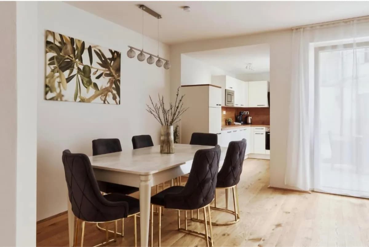 Gewerbeimmobilie kaufen in Wien – 700 m², € 230.000