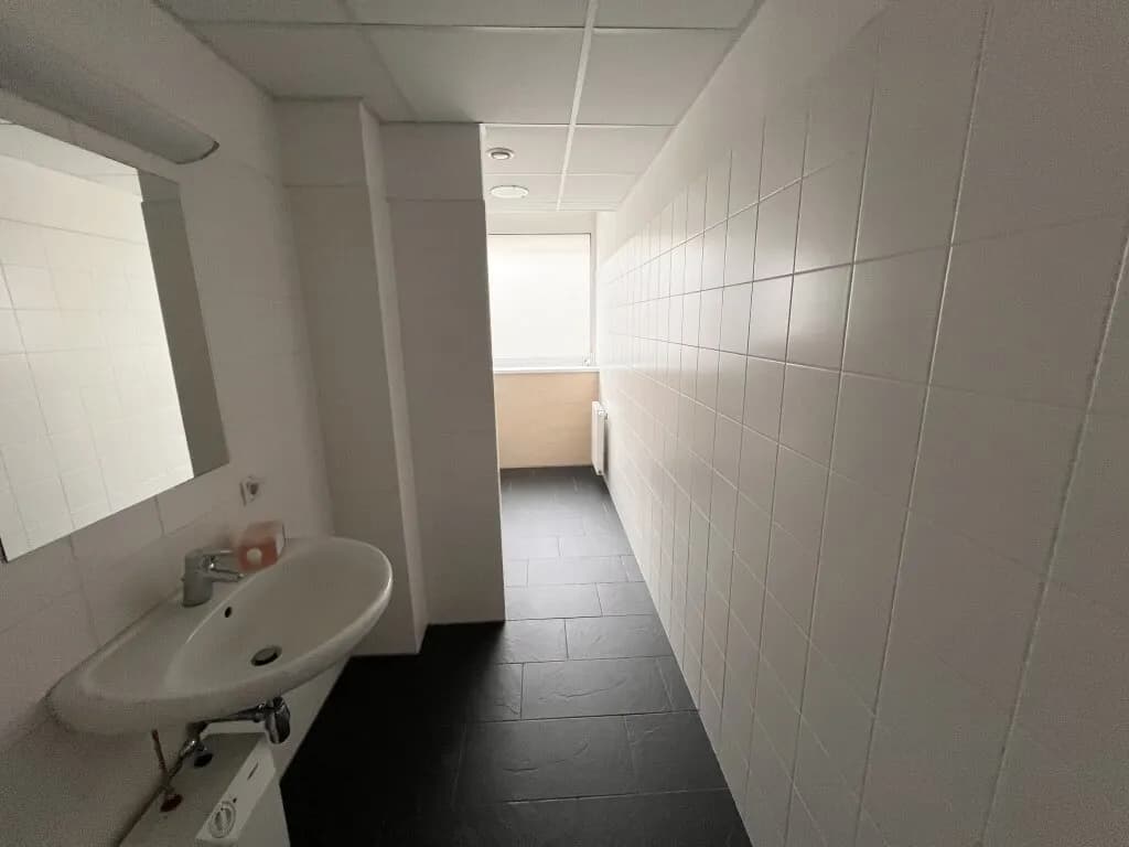 Gewerbeimmobilie mieten in Graz – 179 m², € 2.583 – Bild 14 von 16