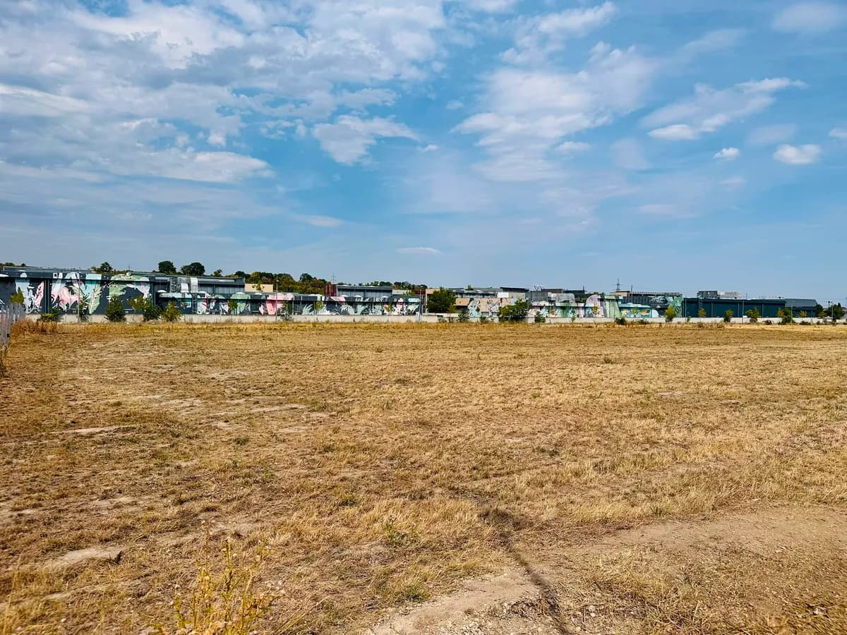 Immobilie mieten in Baden – 1 800 m², € 3.600 – Bild 3 von 4