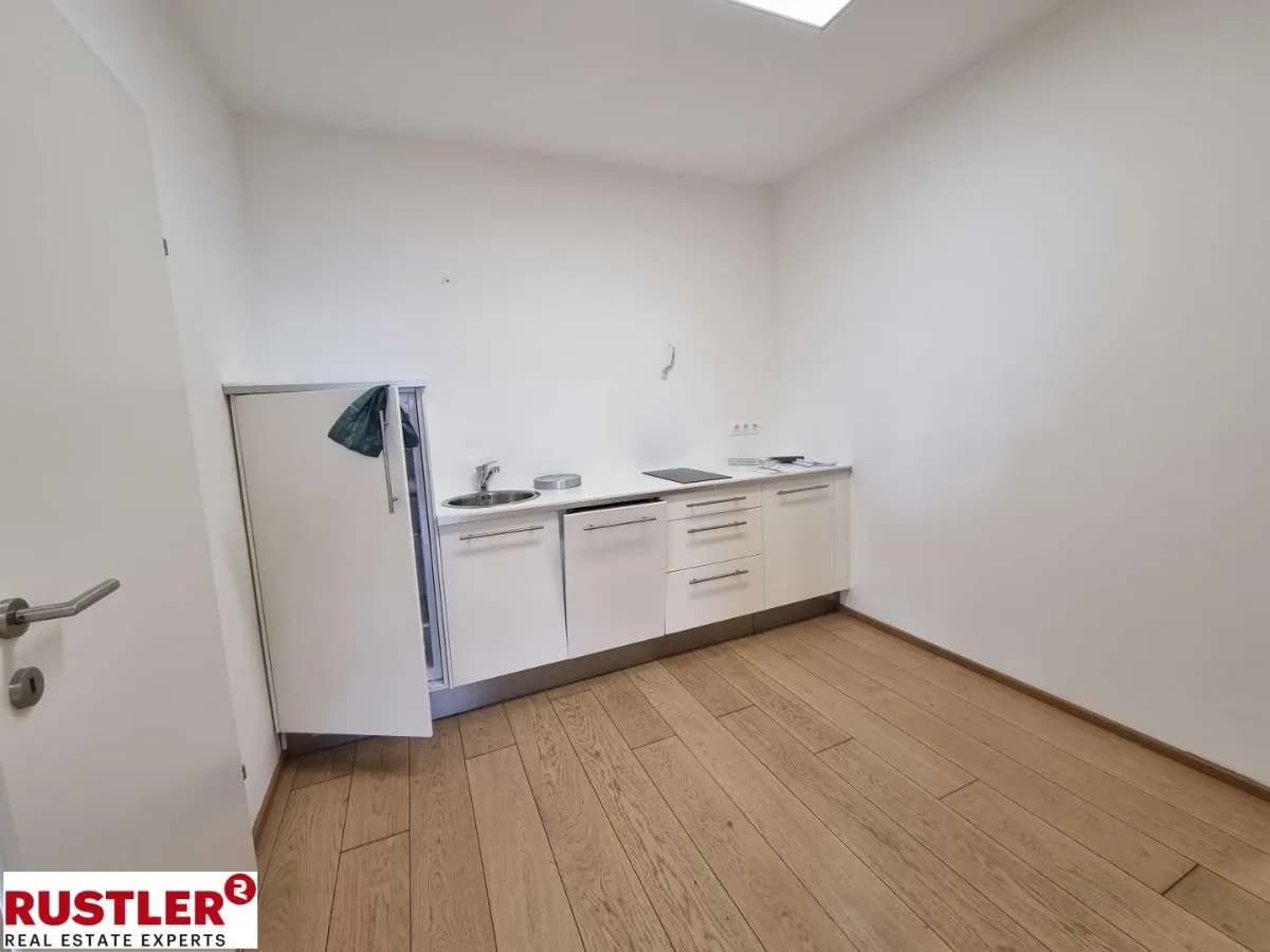 4-Zimmer-Gewerbeimmobilie mieten in Graz – 100 m², € 1.485 – Bild 7 von 13