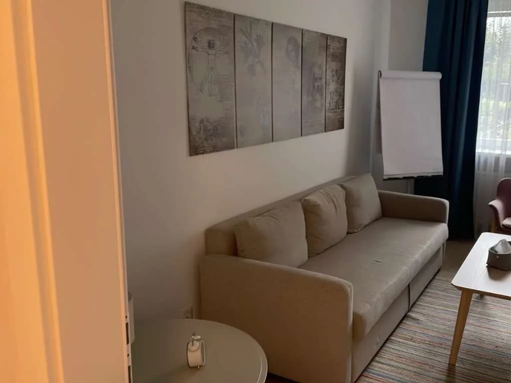 7-Zimmer-Gewerbeimmobilie mieten in Linz – 16 m², € 115 – Bild 6 von 16