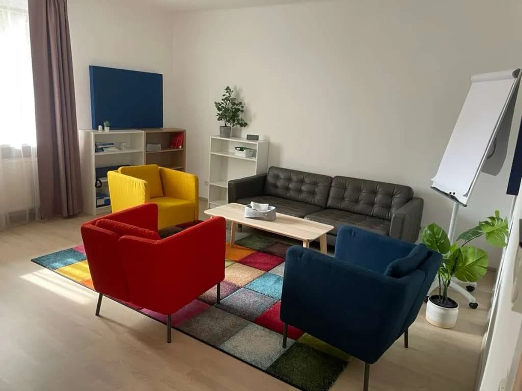 7-Zimmer-Gewerbeimmobilie mieten in Linz – 16 m², € 115 – Bild 7 von 16