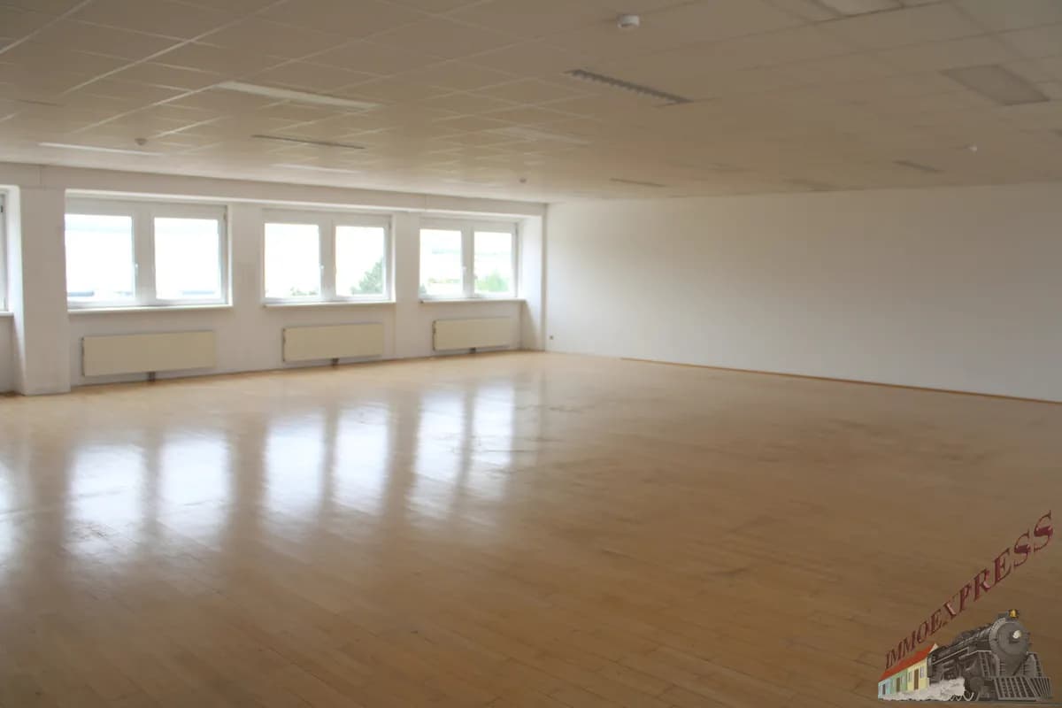 1-Zimmer-Gewerbeimmobilie mieten in Mödling – 56 m², € 706 – Bild 8 von 30