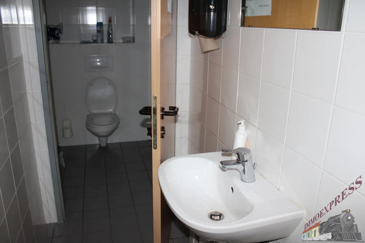1-Zimmer-Gewerbeimmobilie mieten in Mödling – 56 m², € 706 – Bild 10 von 30