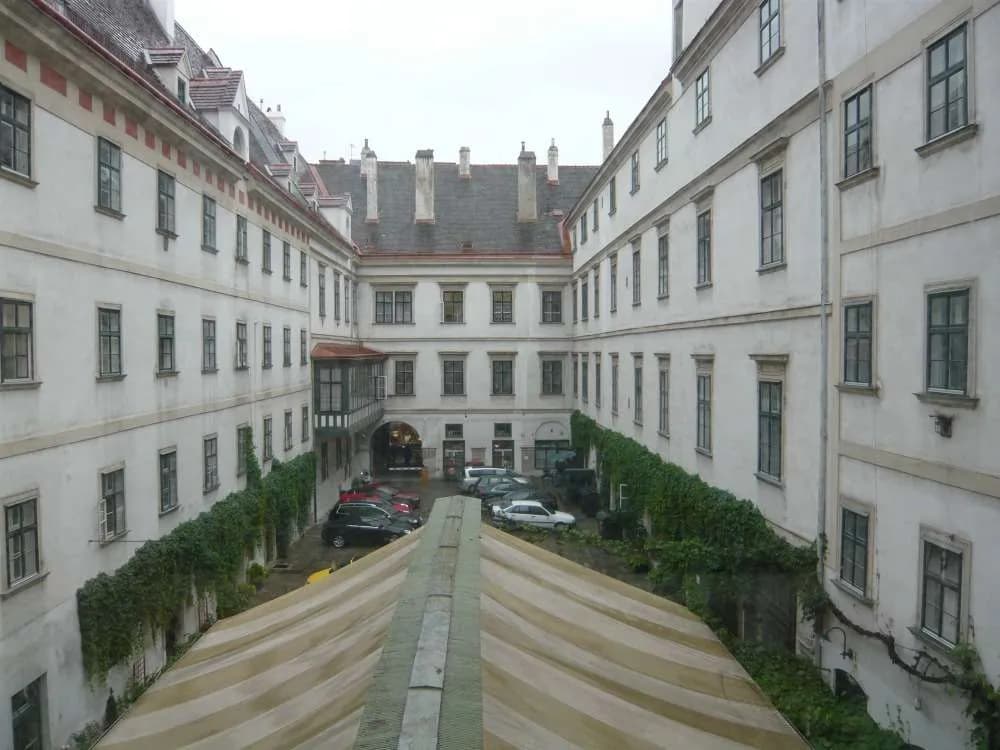8-Zimmer-Gewerbeimmobilie mieten in Wien – 145 m², € 3.039 – Bild 6 von 6