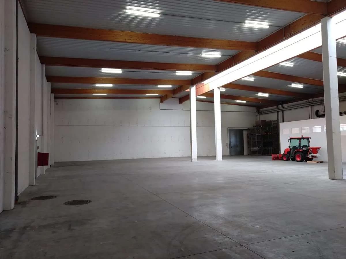 Gewerbeimmobilie mieten in Wien – 889 m², € 7.810 – Bild 9 von 10