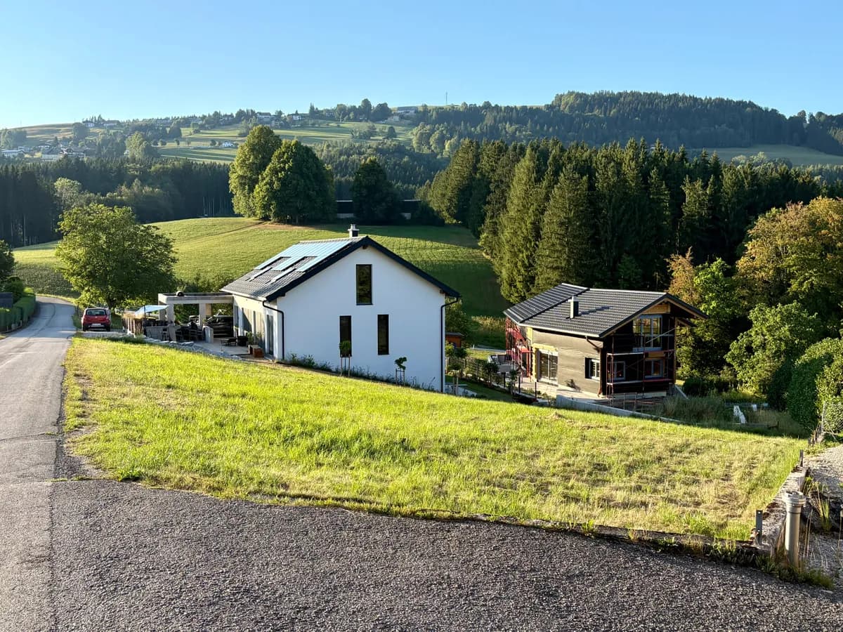 Grundstück kaufen in Gmunden – 851 m², € 154.000
