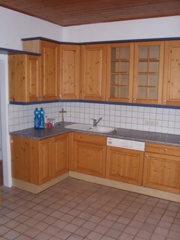 4-Zimmer-Wohnung mieten in Mistelbach – 122 m², € 1.200 – Bild 4 von 6