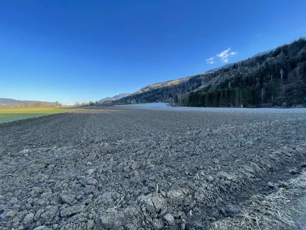 Grundstück kaufen in Klagenfurt Land – 86 733 m², € 607.131 – Bild 4 von 8