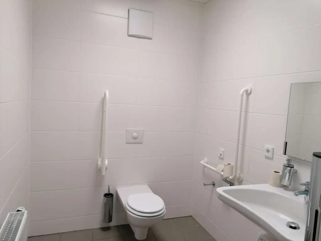 Gewerbeimmobilie mieten in Ried im Innkreis – 308 m², € 3.532 – Bild 13 von 16