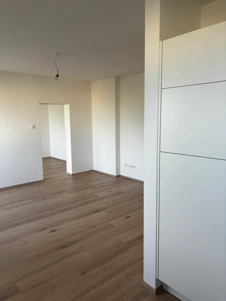 2-Zimmer-Wohnung mieten in Linz – 52 m², € 890 – Bild 5 von 20