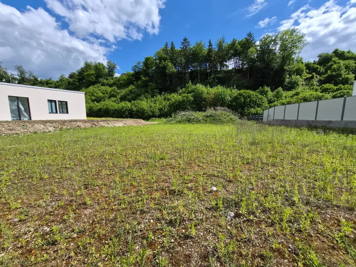Grundstück kaufen in Wels-Land – 1 474 m², € 280.060