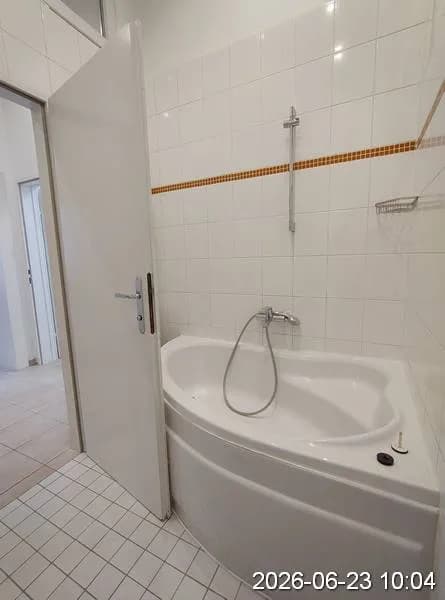 5-Zimmer-Wohnung mieten in Wien – 142 m², € 2.100 – Bild 20 von 27