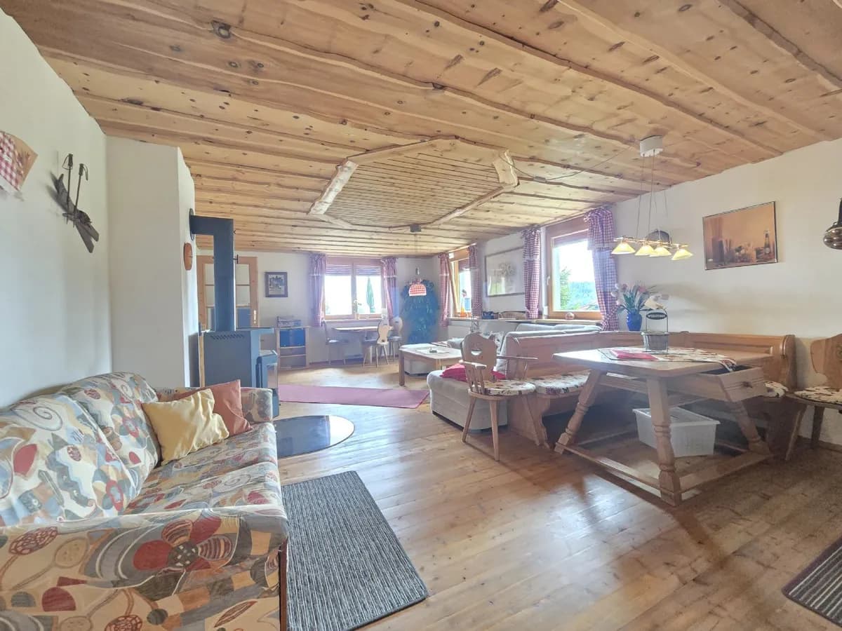 6-Zimmer-Immobilie kaufen in Feldkirchen – 205 m² – Bild 3 von 10