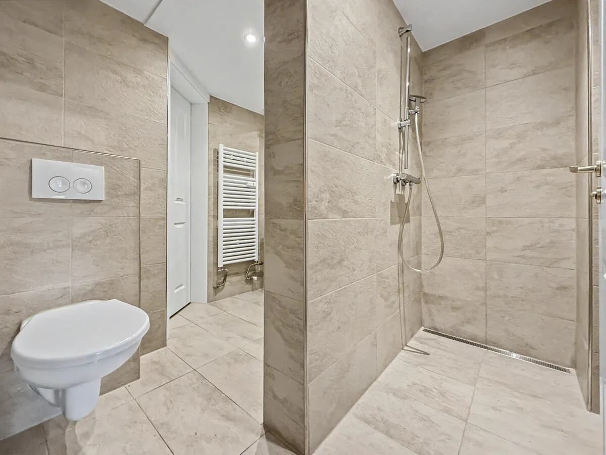 5-Zimmer-Wohnung mieten in Kitzbühel – 130 m², € 1.670 – Bild 10 von 30