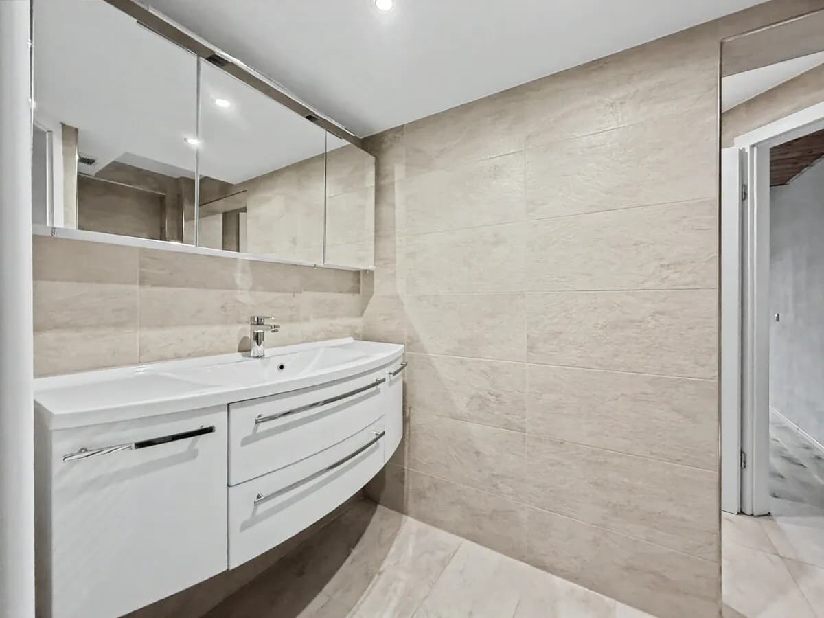 5-Zimmer-Wohnung mieten in Kitzbühel – 130 m², € 1.670 – Bild 12 von 30