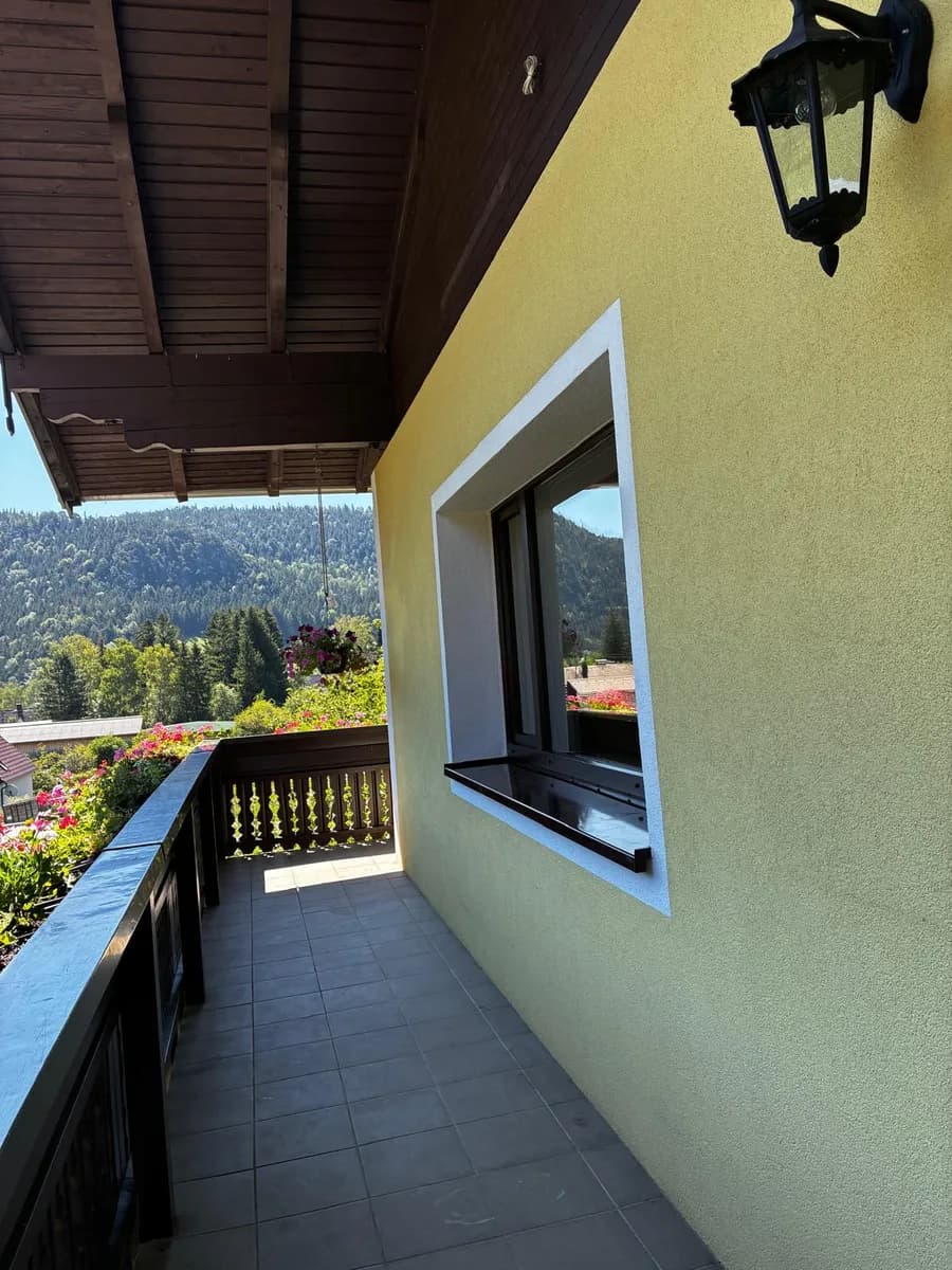 4-Zimmer-Wohnung mieten in Neunkirchen – 133 m², € 1.100 – Bild 2 von 14