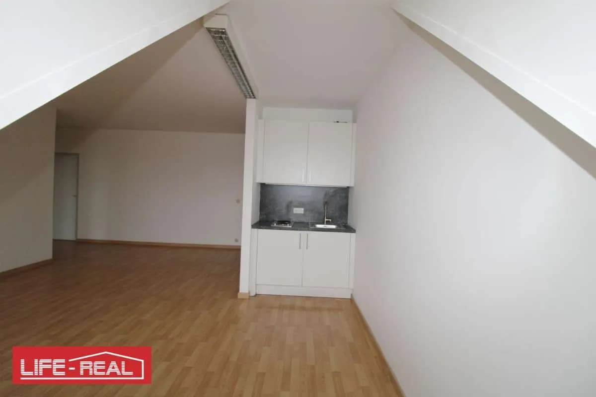 4-Zimmer-Gewerbeimmobilie mieten in Linz – 142 m², € 1.580 – Bild 10 von 14