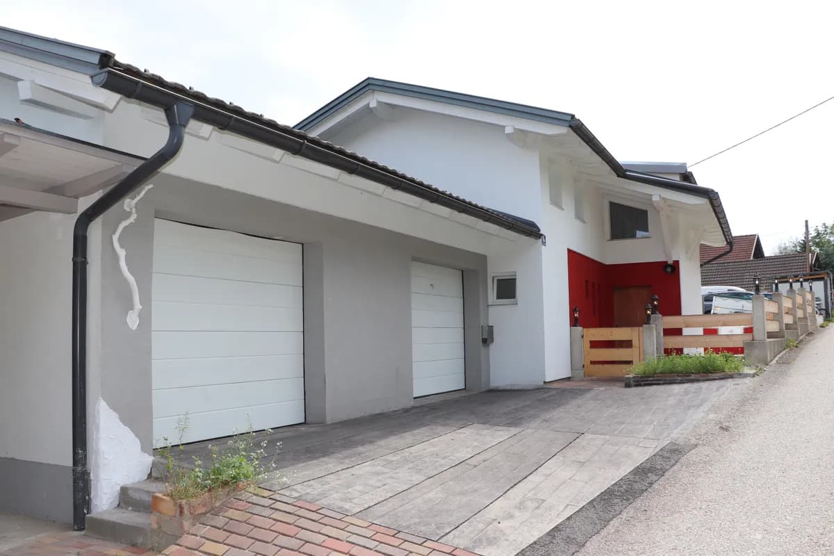 6-Zimmer-Immobilie kaufen in Feldkirchen – 160 m², € 698.000 – Bild 3 von 43